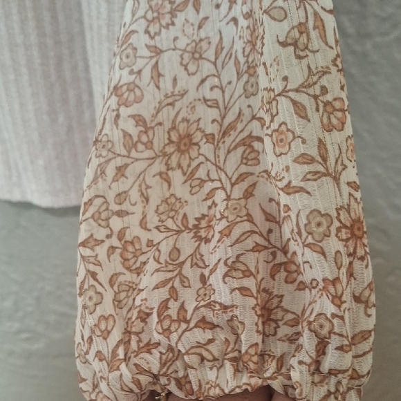 Daytrip Women's Cream and Tan Striped Hoodie Size M - Picture 4 of 9